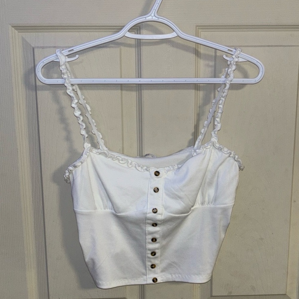🪻3/$30 Trendy Cropped Tank!🪻